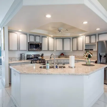 Sin City'S Hidden Gems Villa